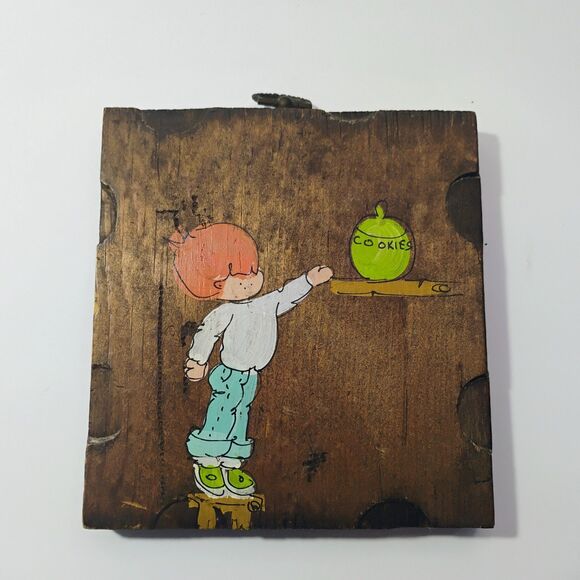 Vtg Wooden Canvas Hand Carved Child & Green Cookie Jar Paint Touch Of Happiness - Picture 3 of 11